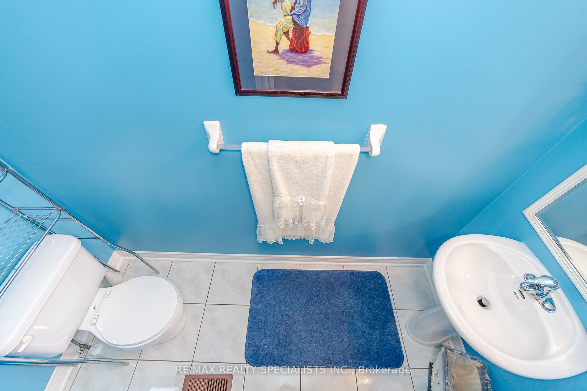 82 Fallstar Cres