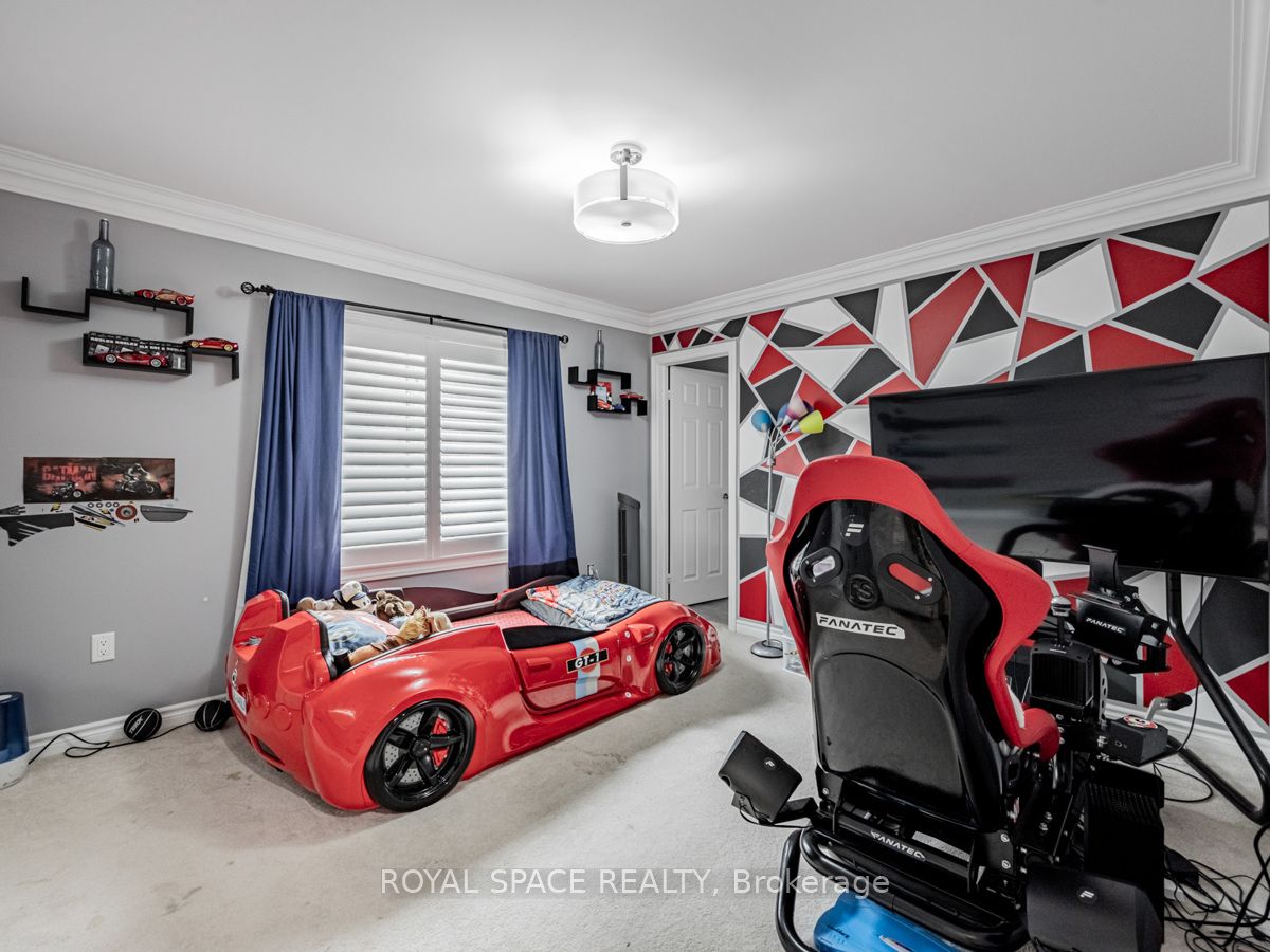 21 Belgium Crescent
