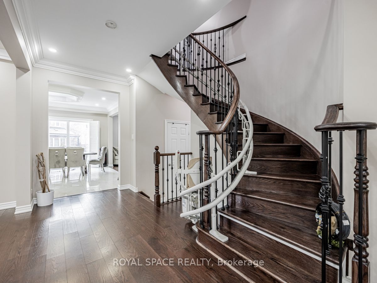 21 Belgium Crescent