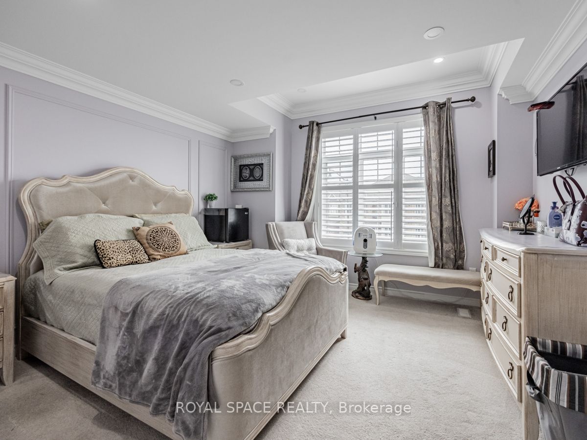 21 Belgium Crescent