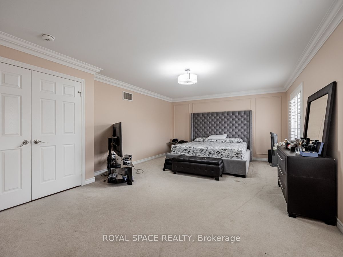 21 Belgium Crescent