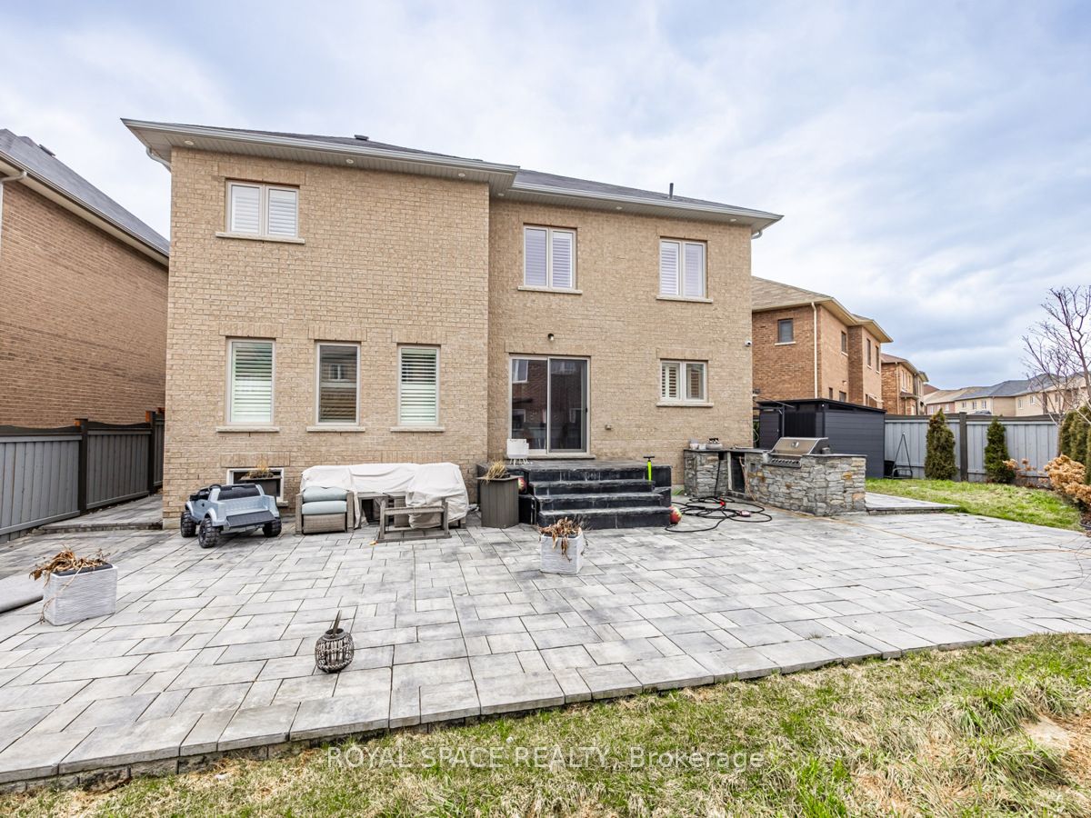 21 Belgium Crescent
