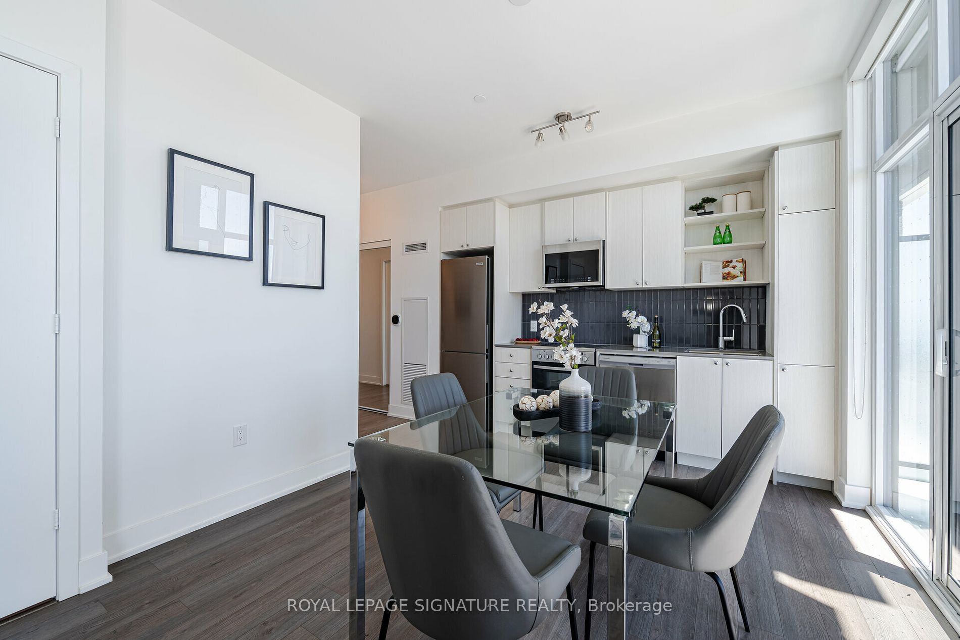 50 George Butchart Dr, #308