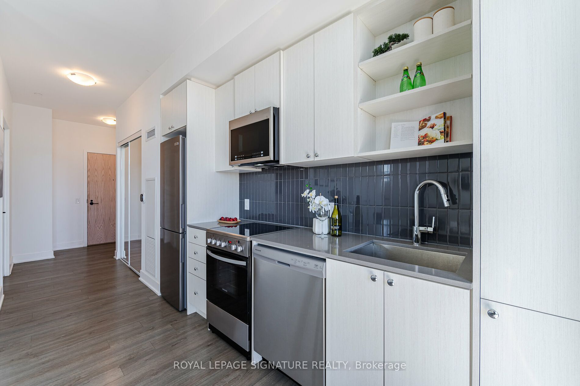 50 George Butchart Dr, #308