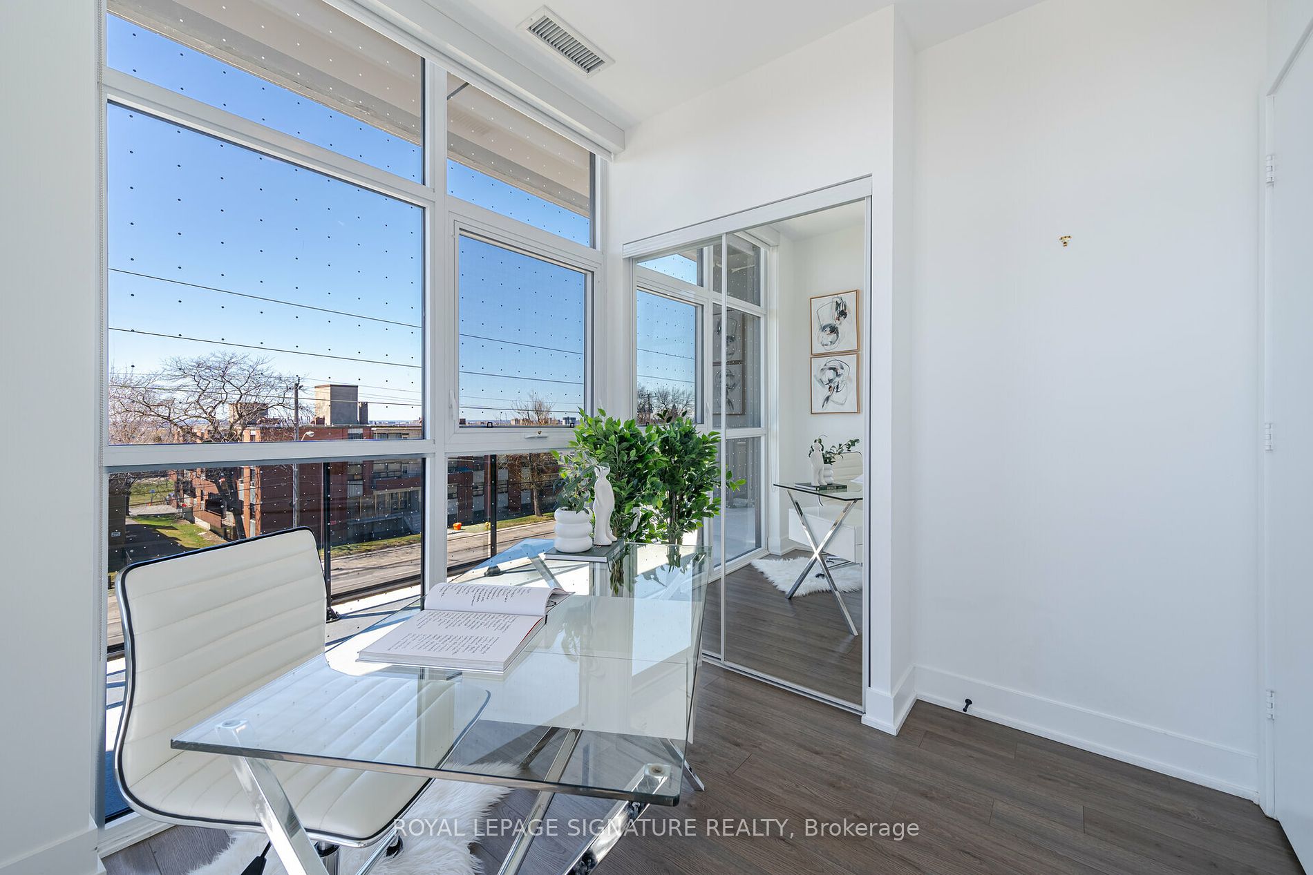 50 George Butchart Dr, #308