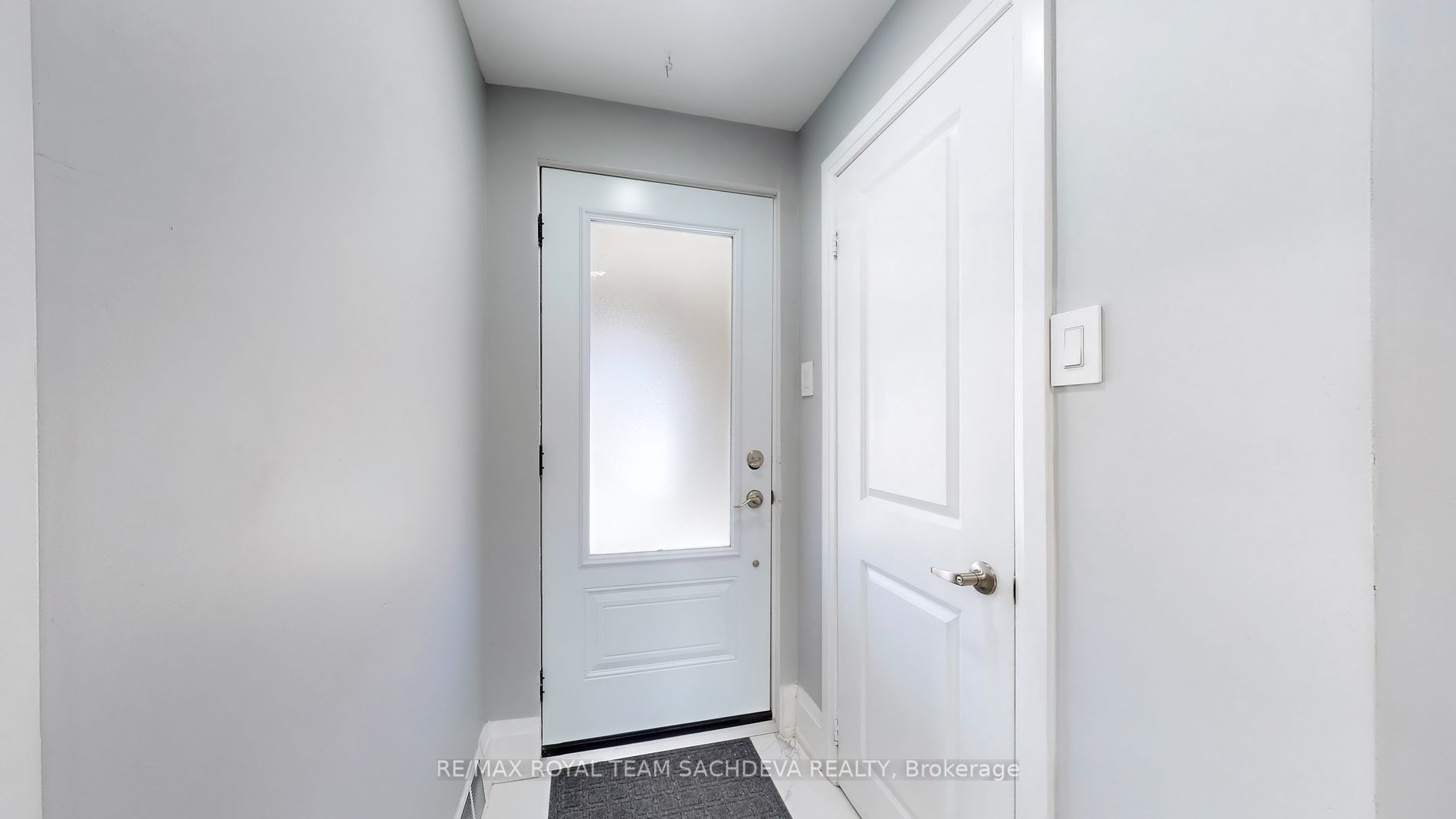 90A Bicknell Avenue