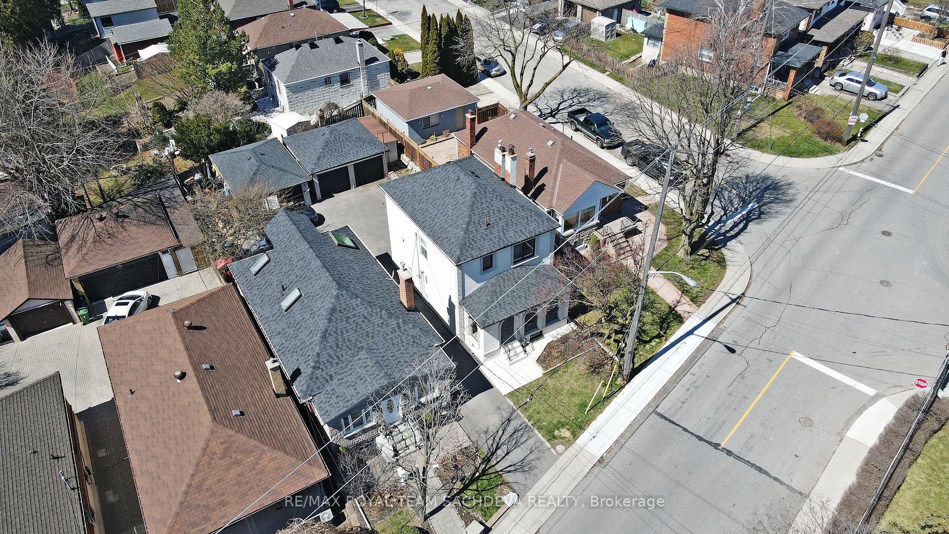 90A Bicknell Avenue
