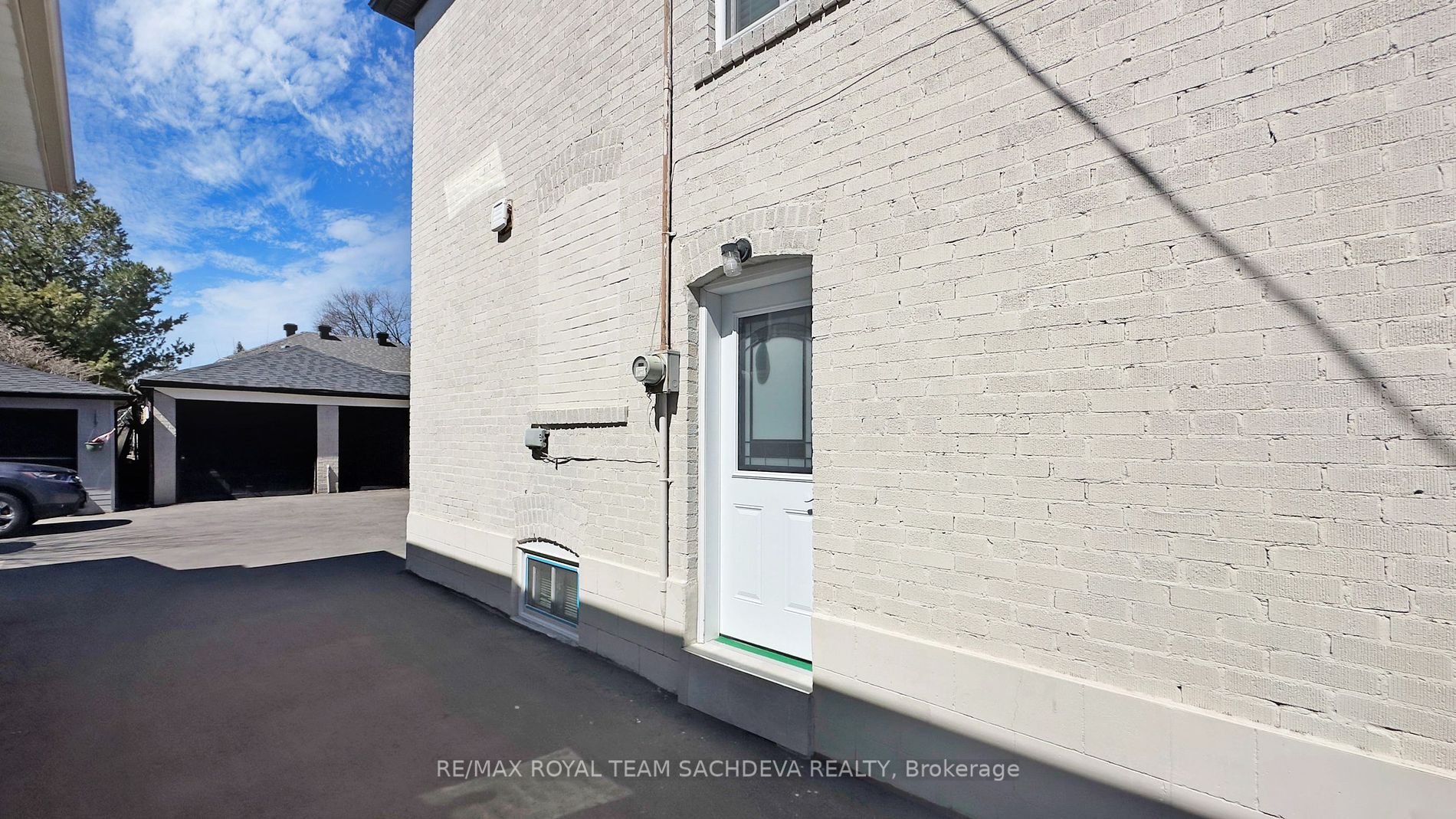 90A Bicknell Avenue