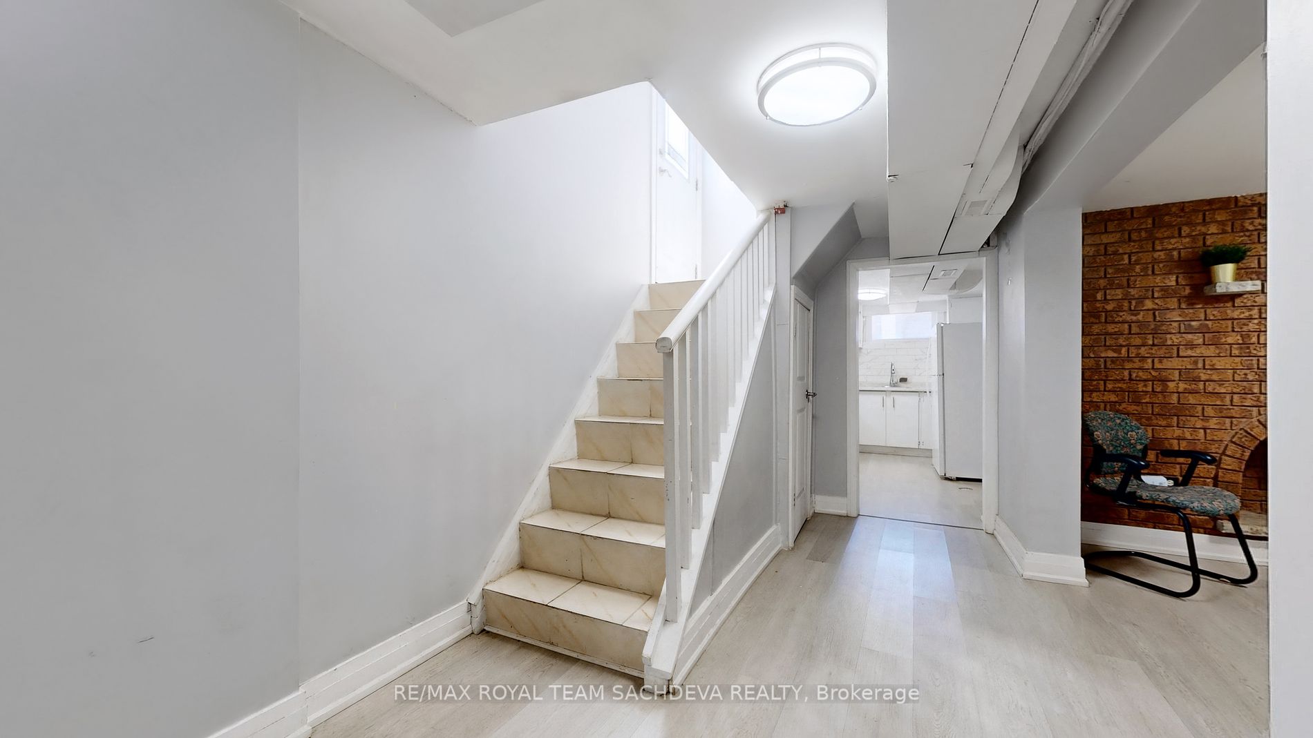 90A Bicknell Avenue