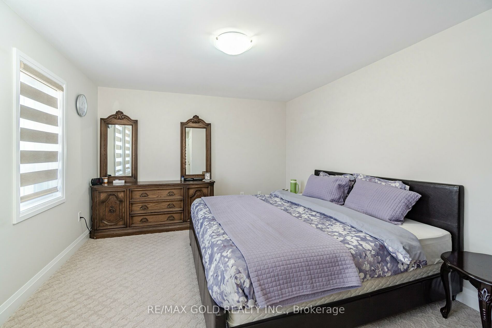 8 Foxmere Rd