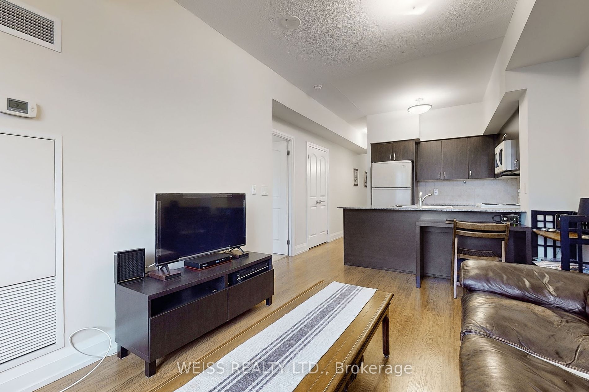 55 De Boers Dr, #303