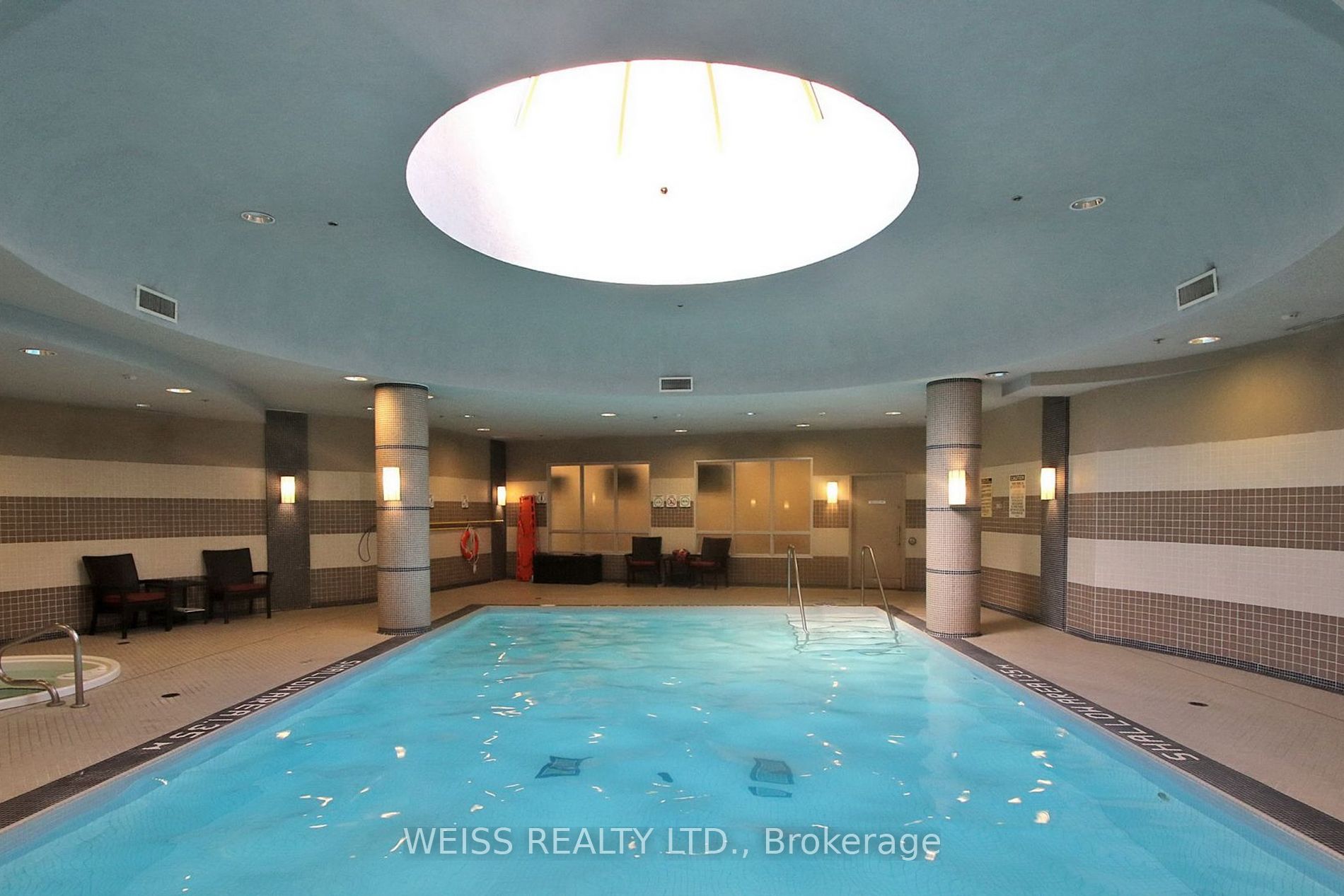 55 De Boers Dr, #303