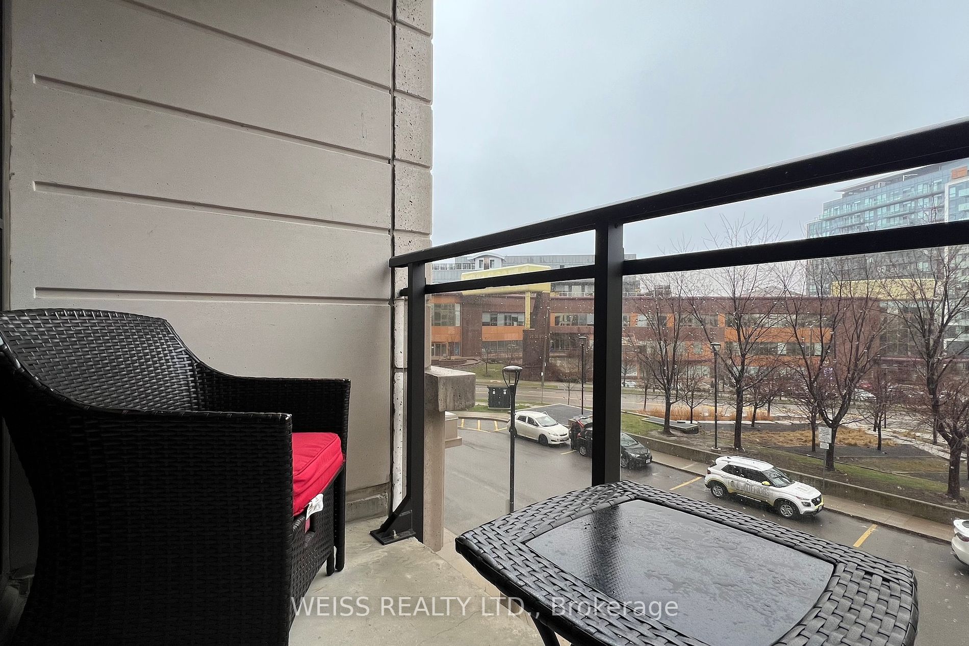 55 De Boers Dr, #303