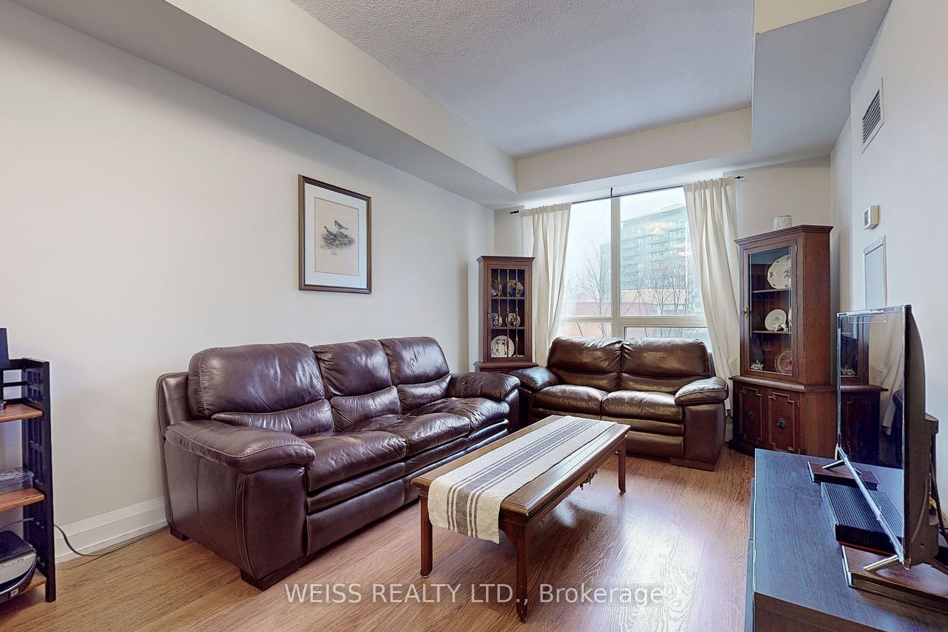 55 De Boers Dr, #303