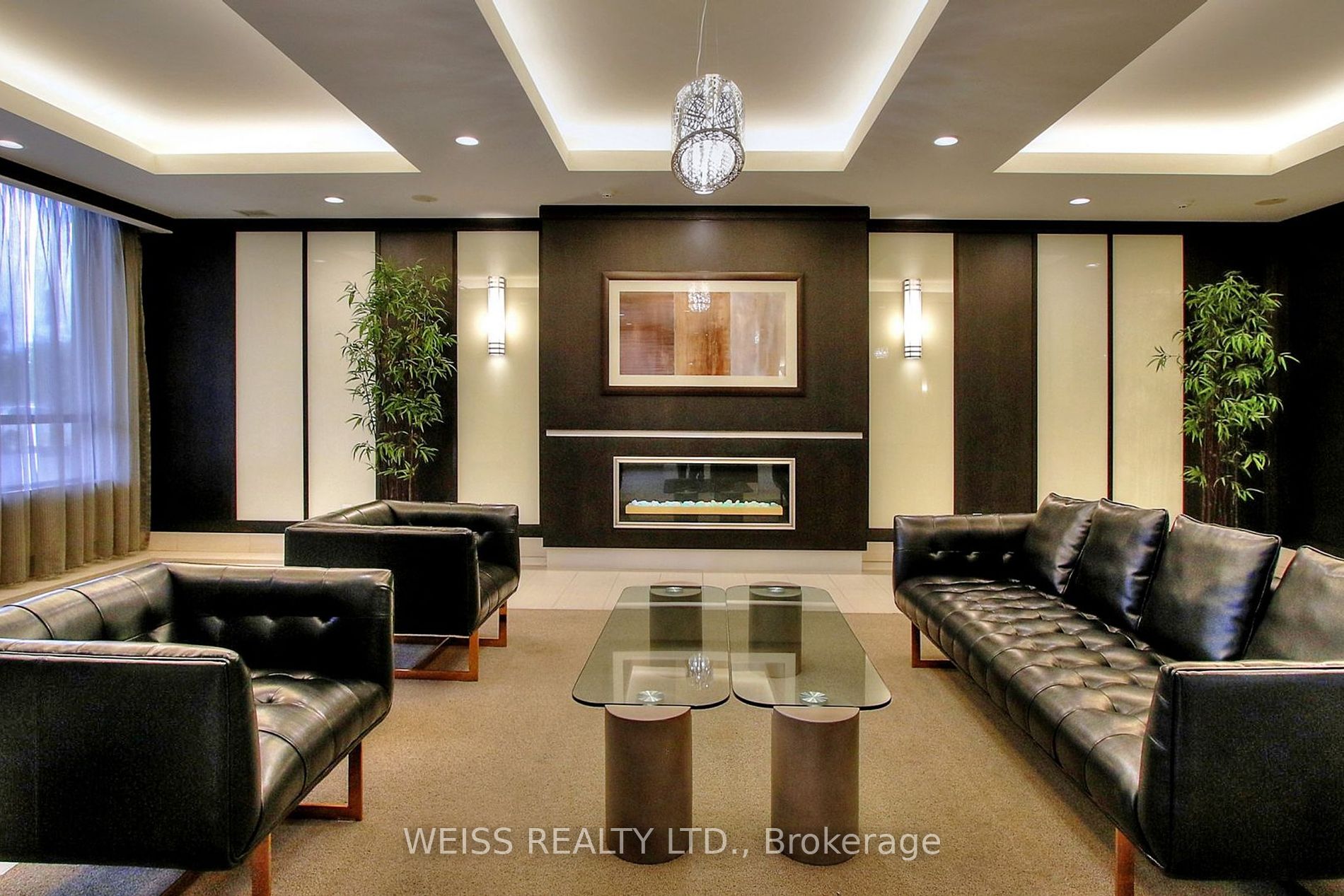 55 De Boers Dr, #303