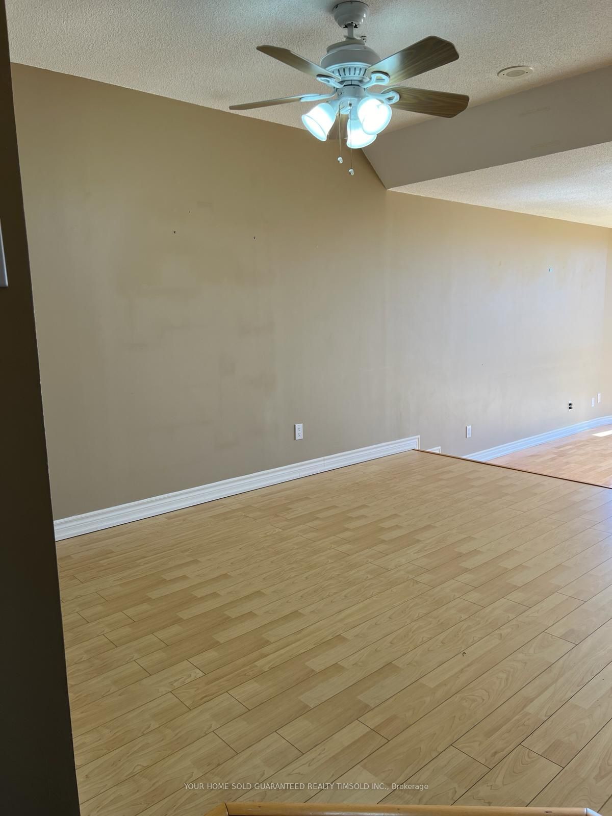 50 Eglinton Avenue W, #708