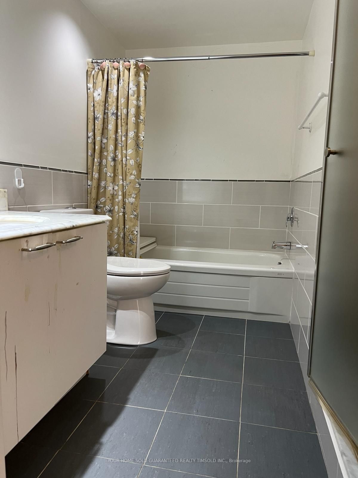 50 Eglinton Avenue W, #708
