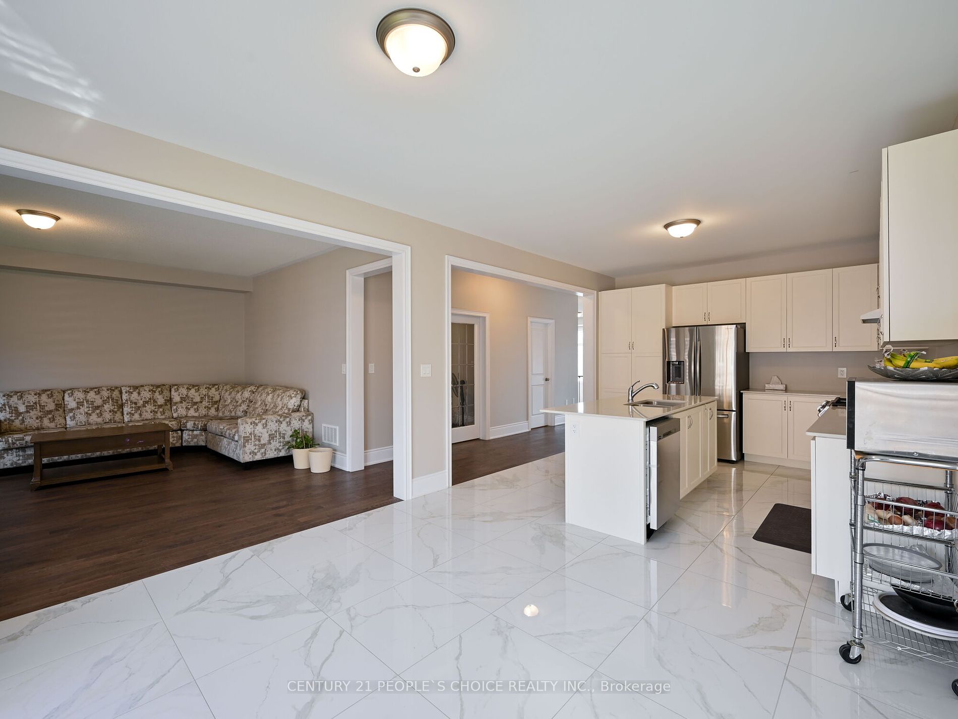 12 Junior Rd