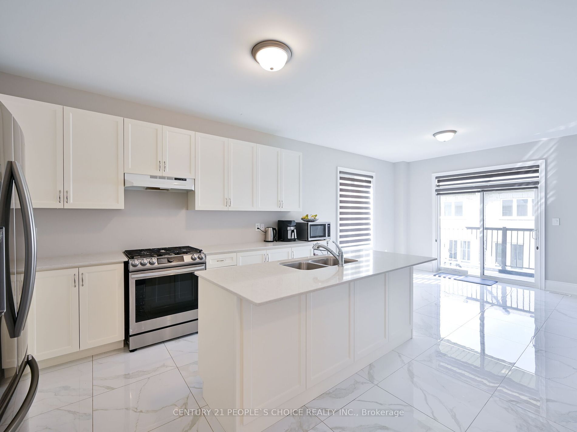 12 Junior Rd