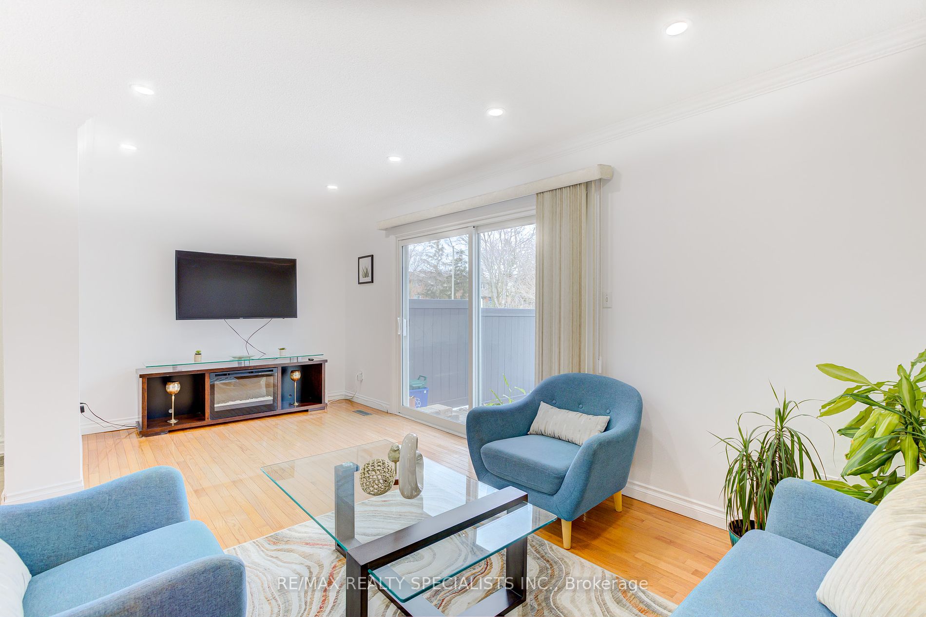 120 Falconer Drive, #5