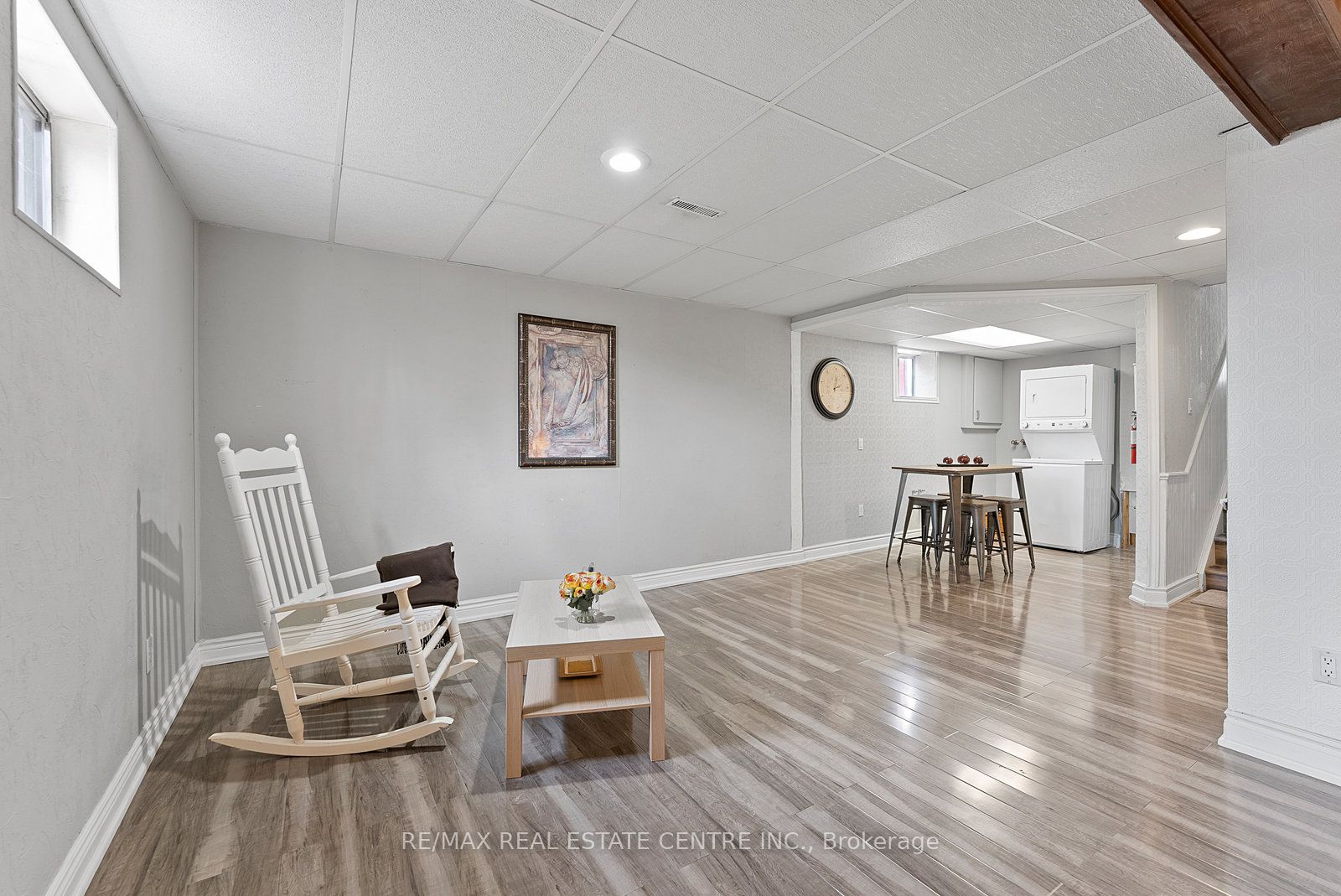 40 Brentwood Dr
