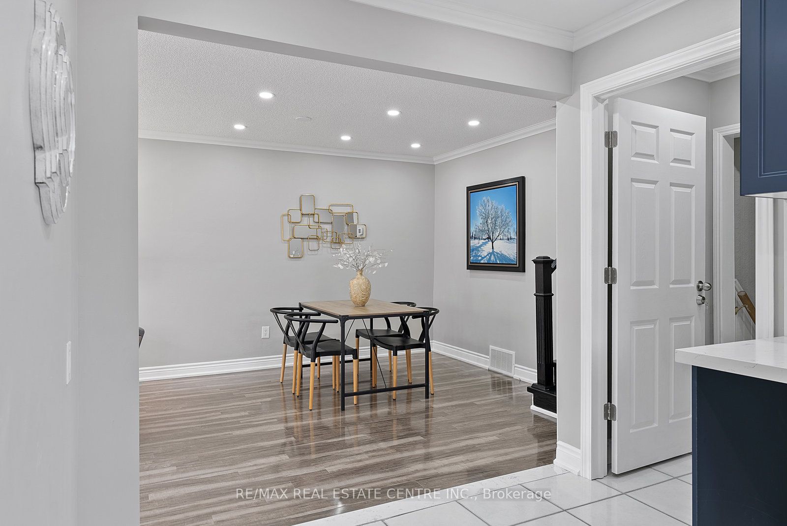 40 Brentwood Dr