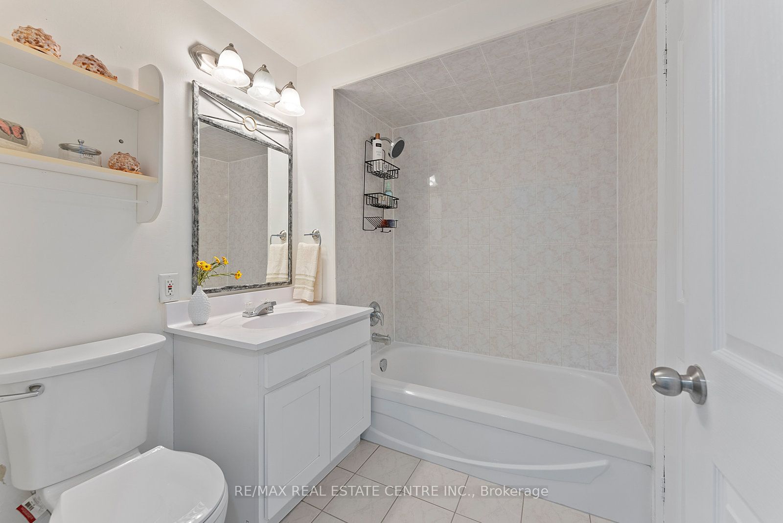 40 Brentwood Dr