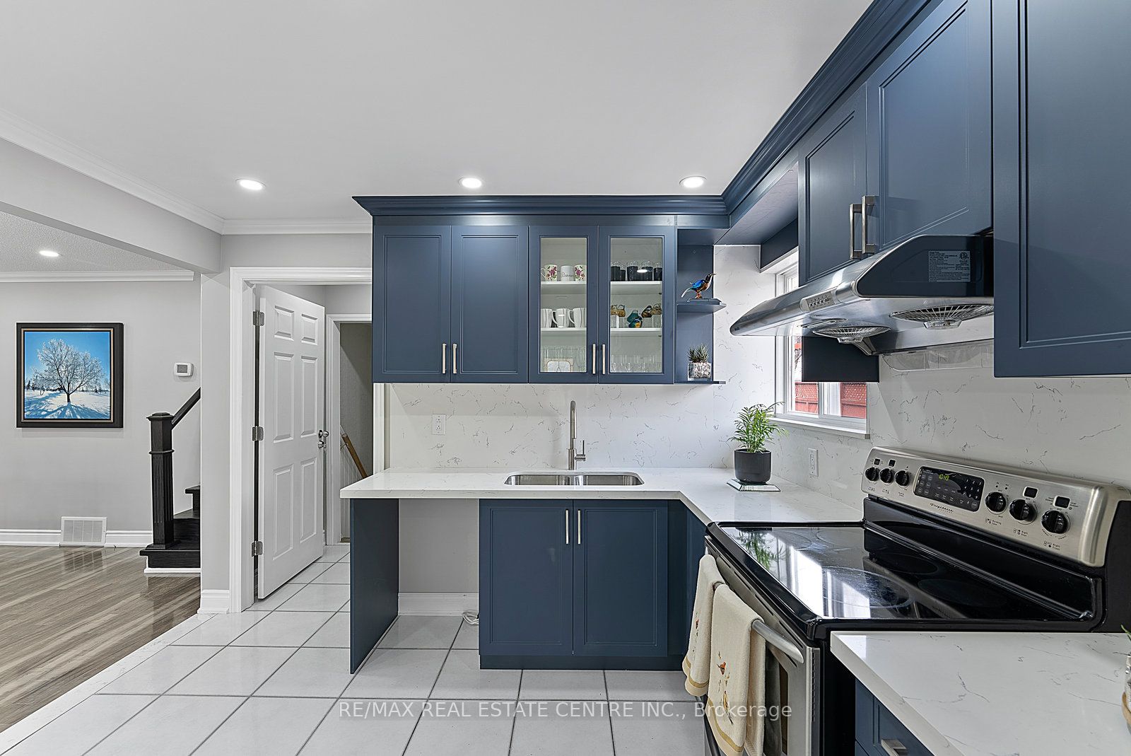 40 Brentwood Dr
