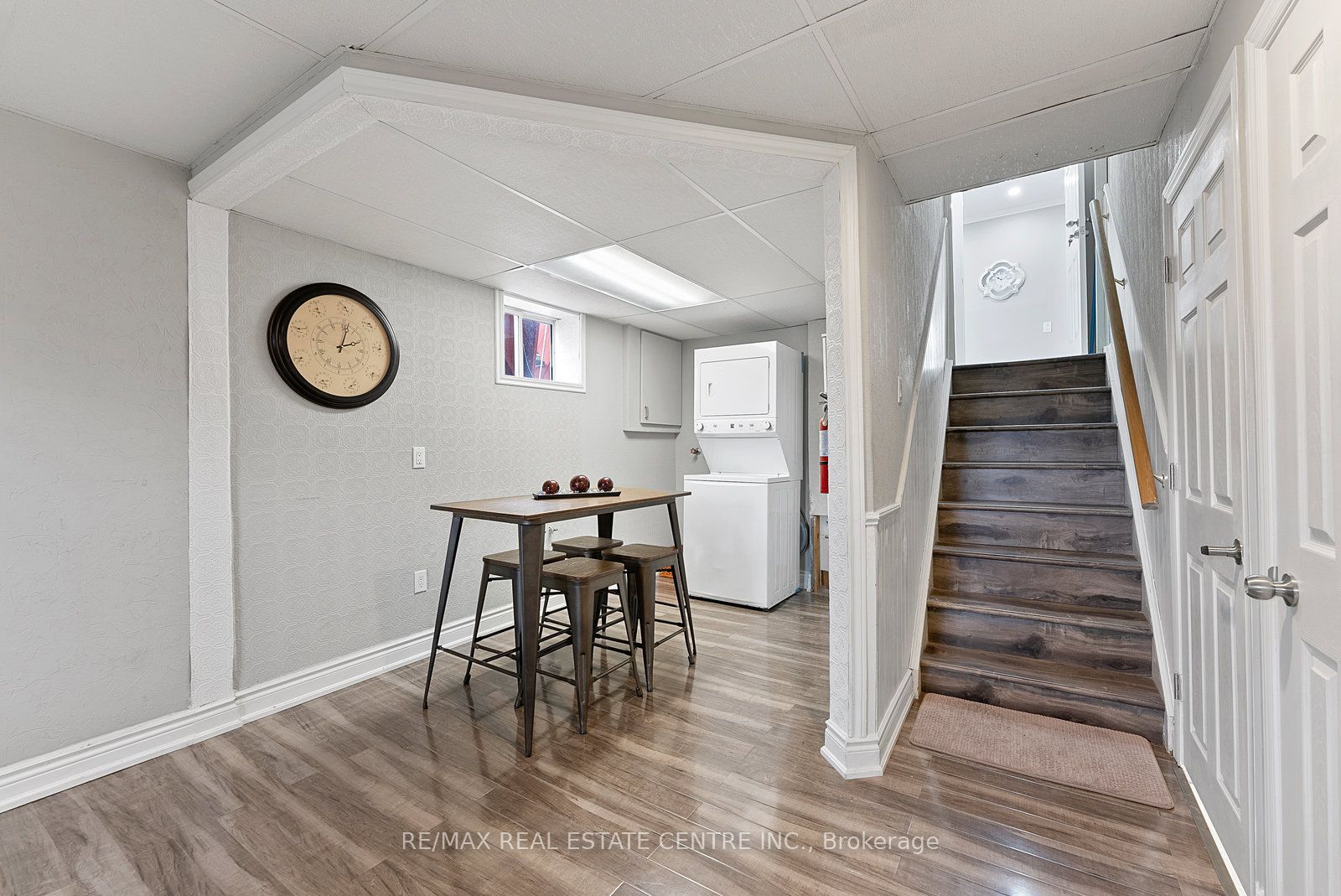 40 Brentwood Dr