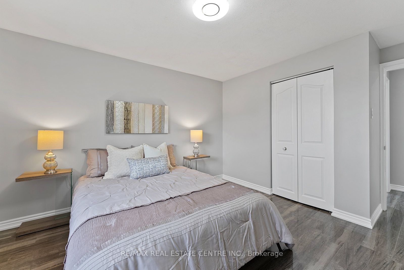 40 Brentwood Dr