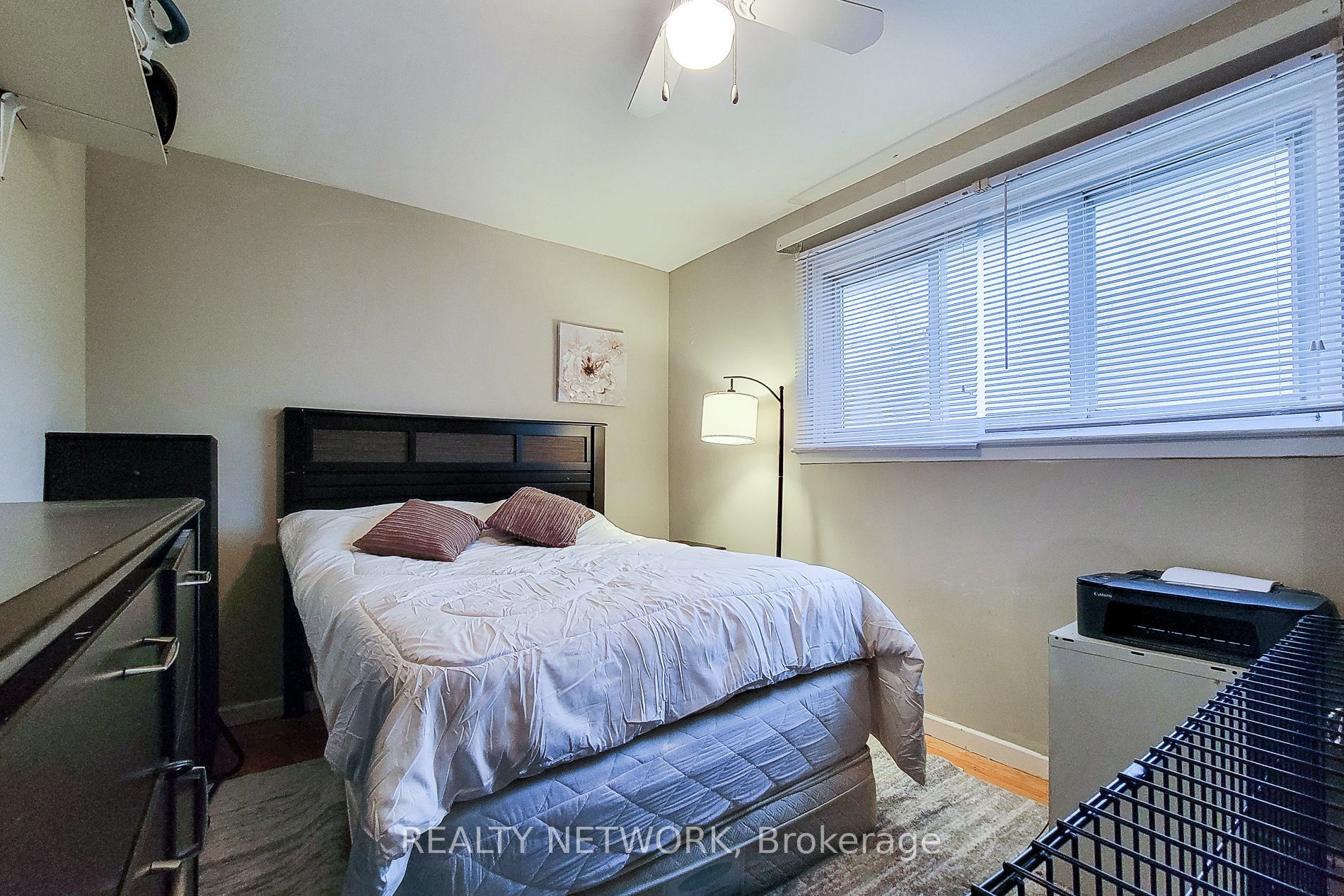 2145 Sandringham Dr