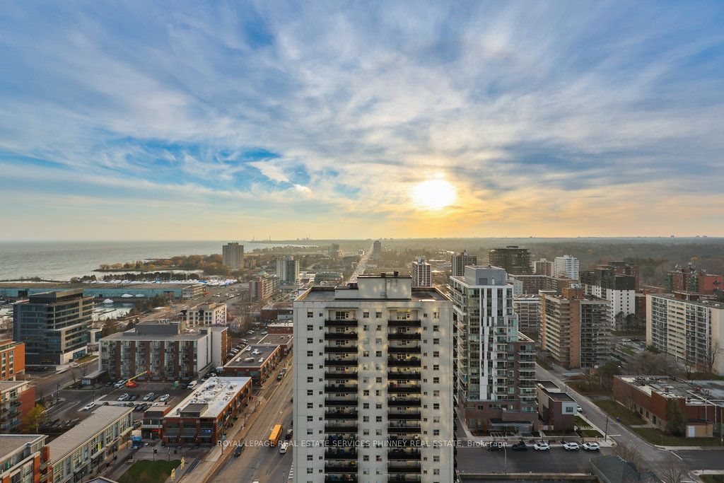 1 Hurontario Street, #2201