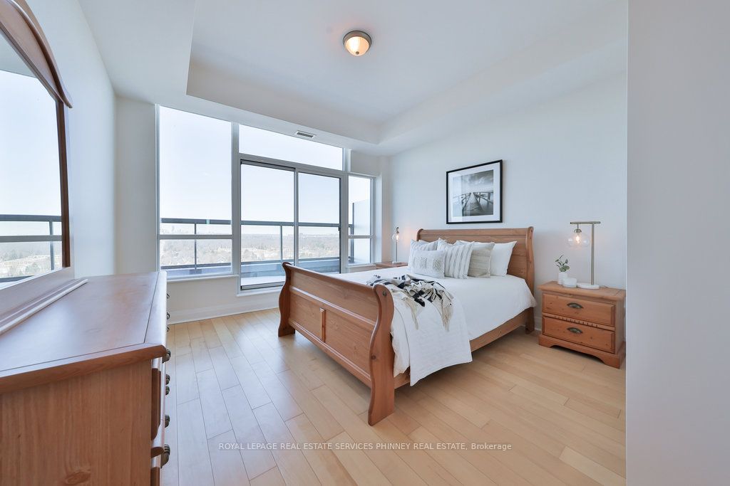 1 Hurontario Street, #2201