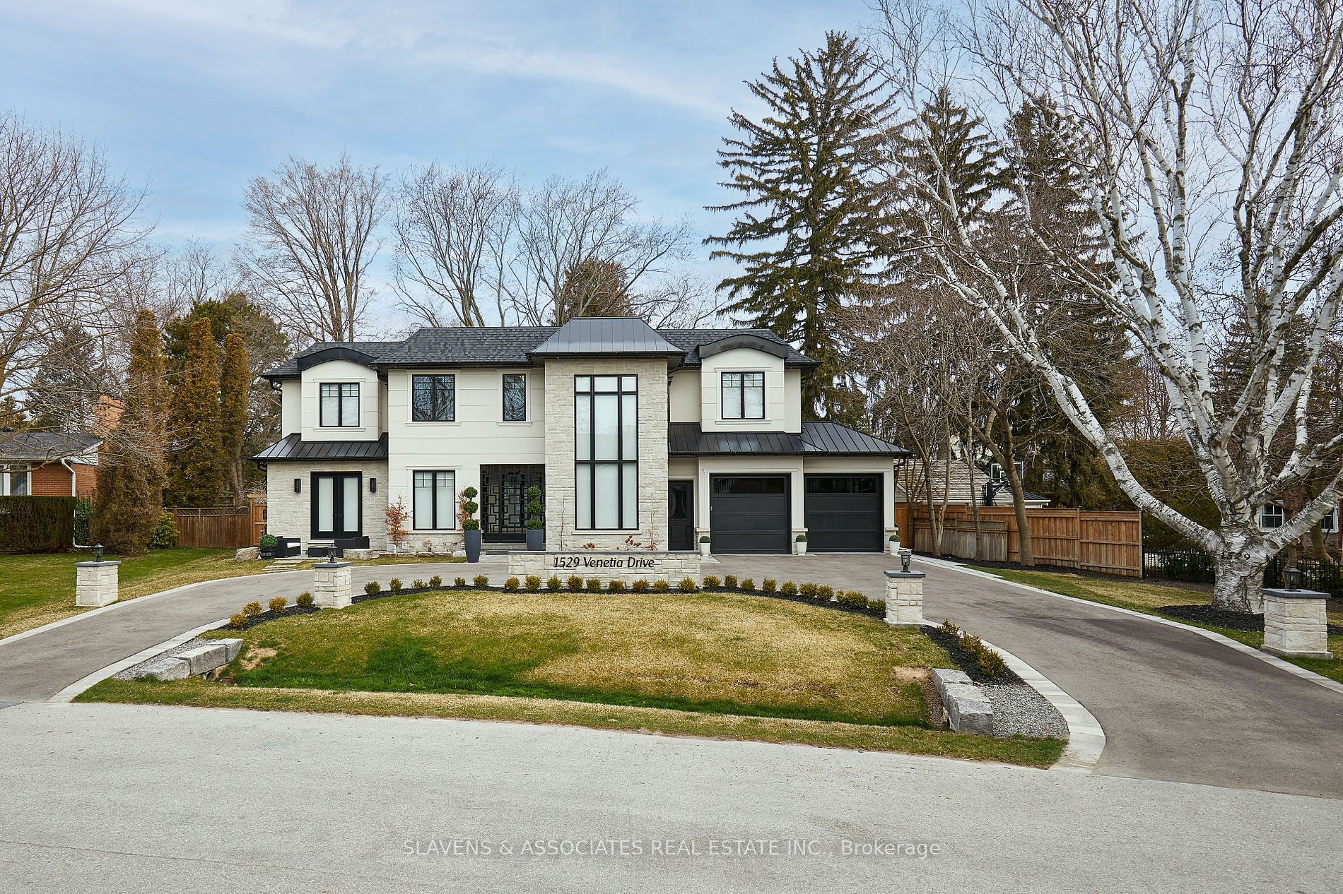 1529 Venetia Drive