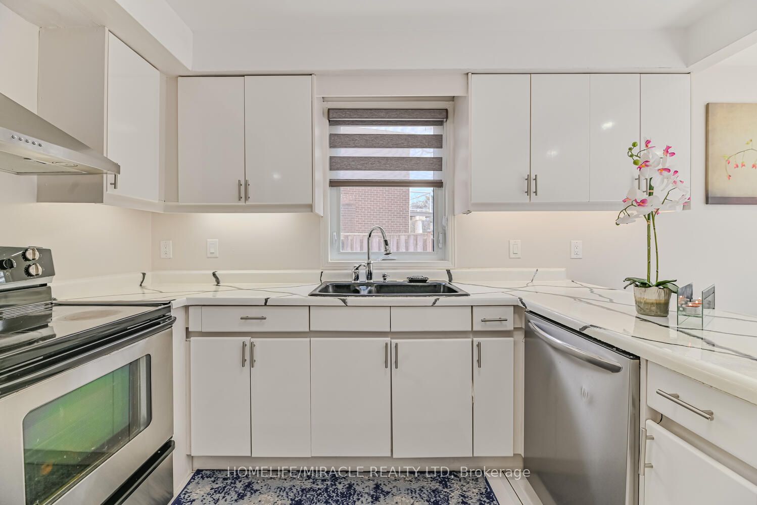 32 Plover Place