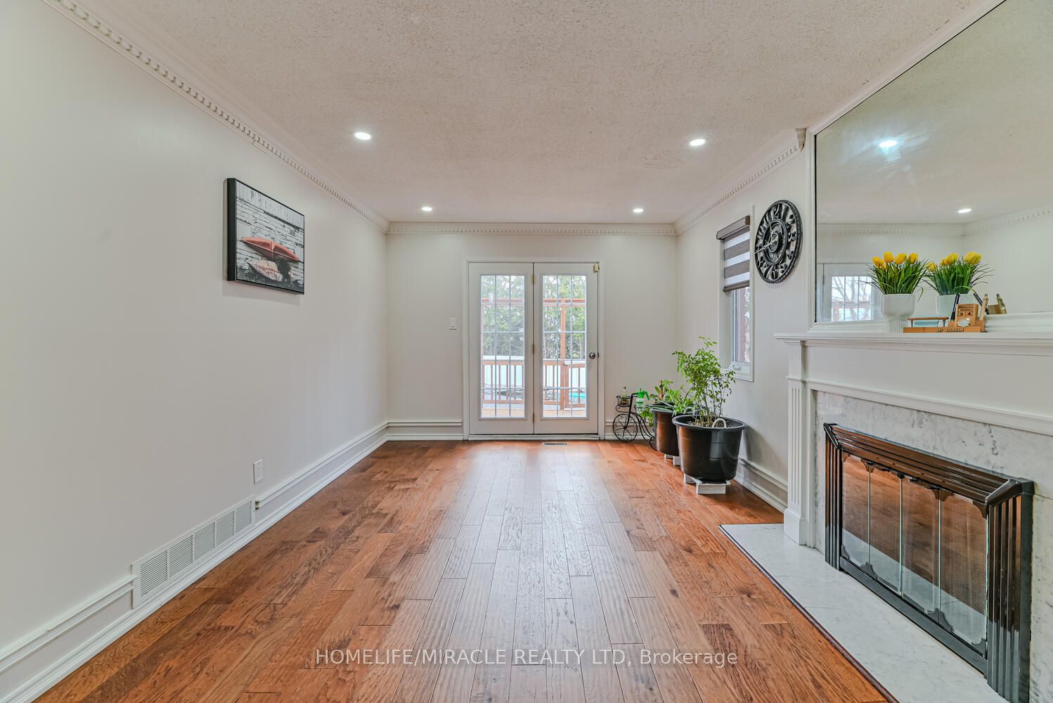 32 Plover Place