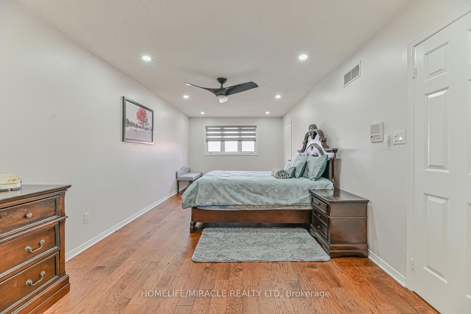 32 Plover Place