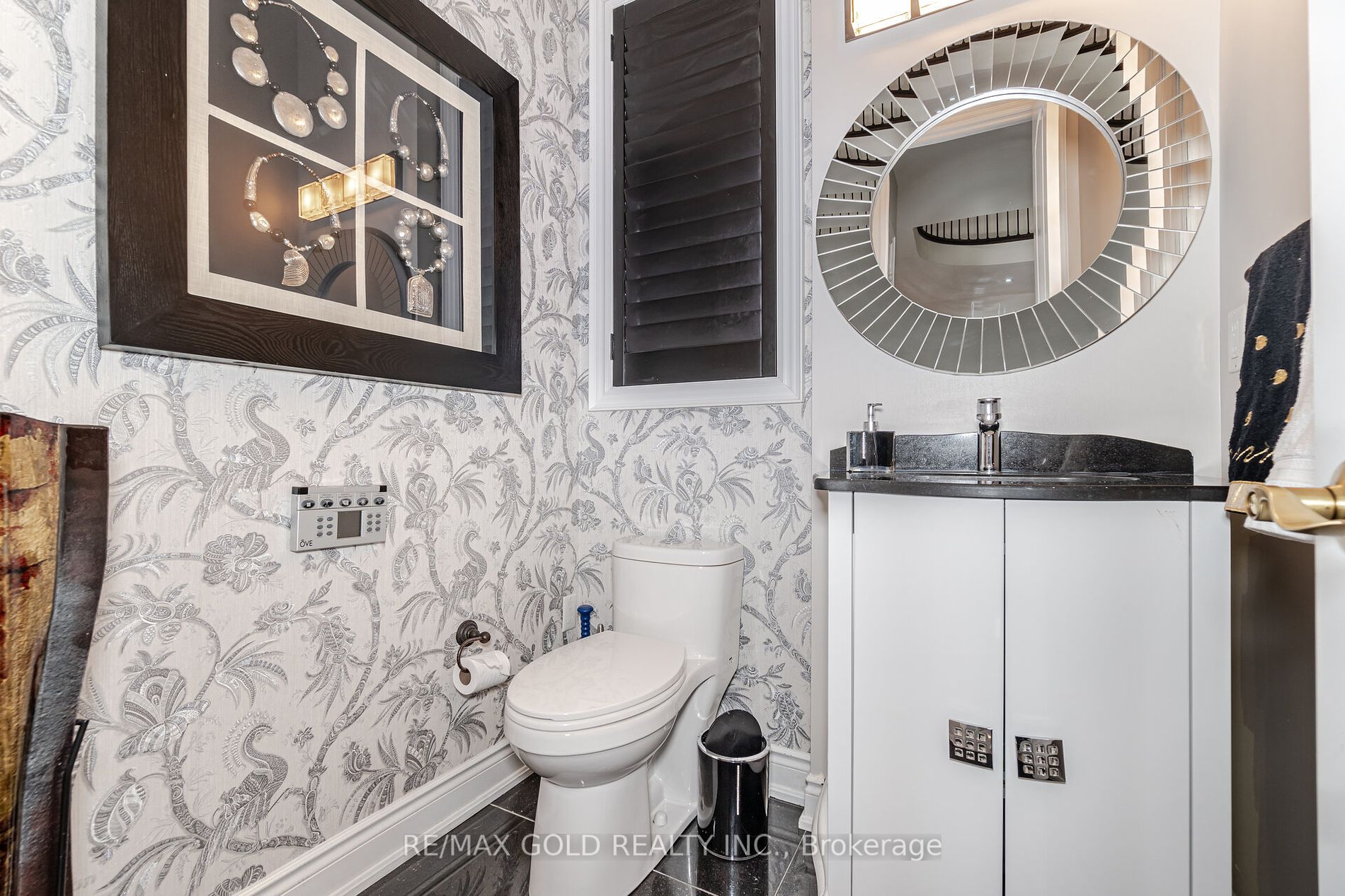 48 Maybeck Dr