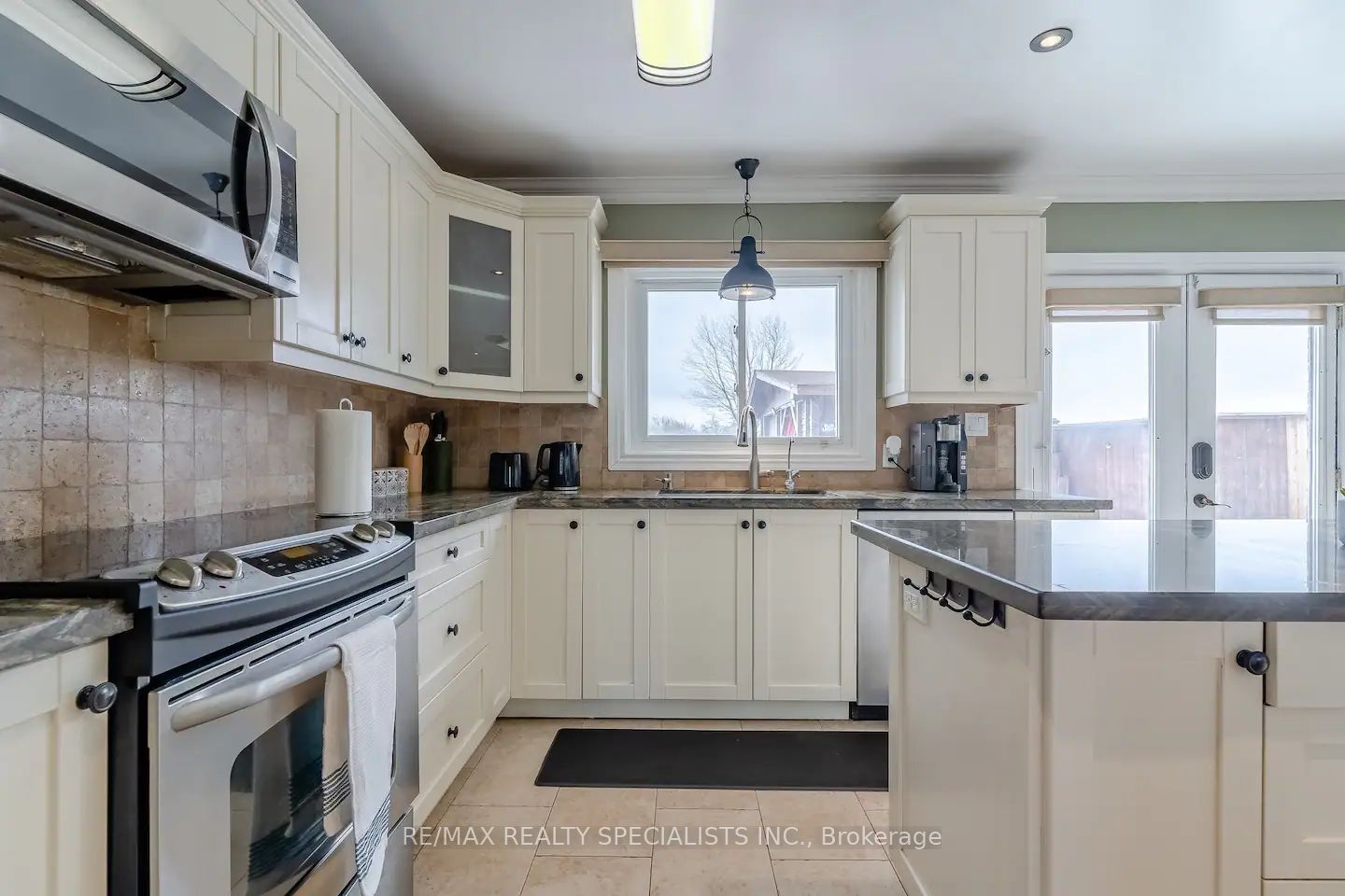 13392 Mississauga Rd