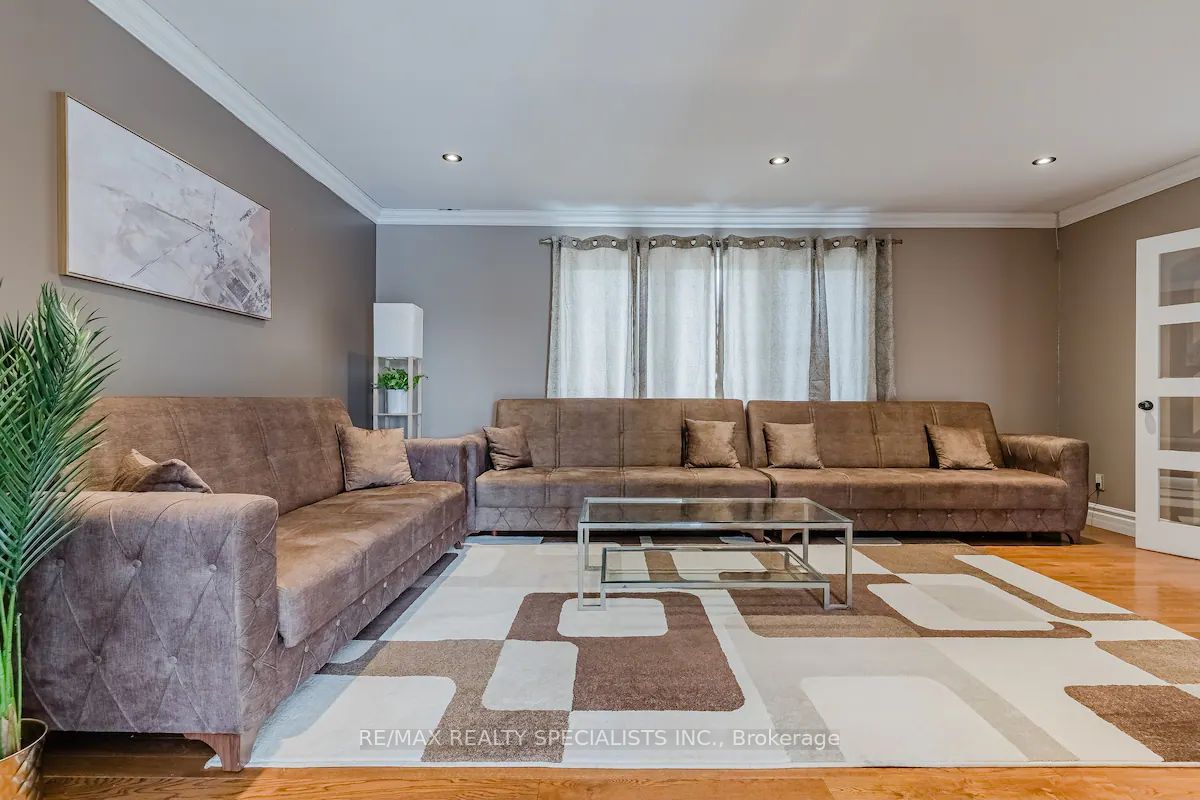 13392 Mississauga Rd