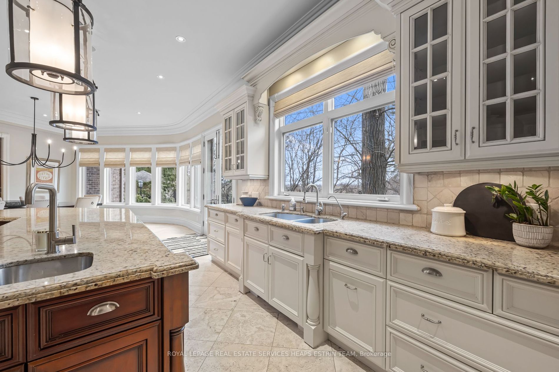 55 Valecrest Dr
