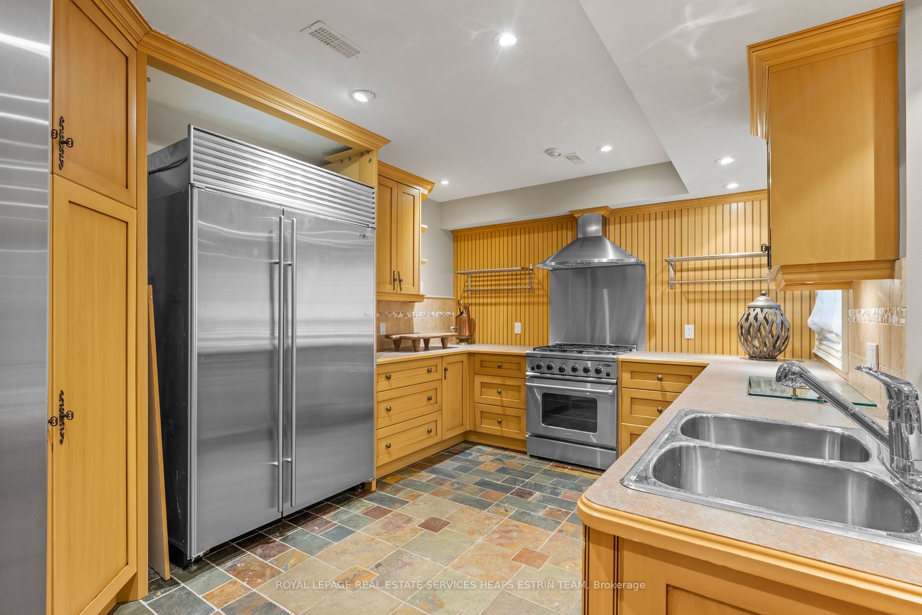 55 Valecrest Dr