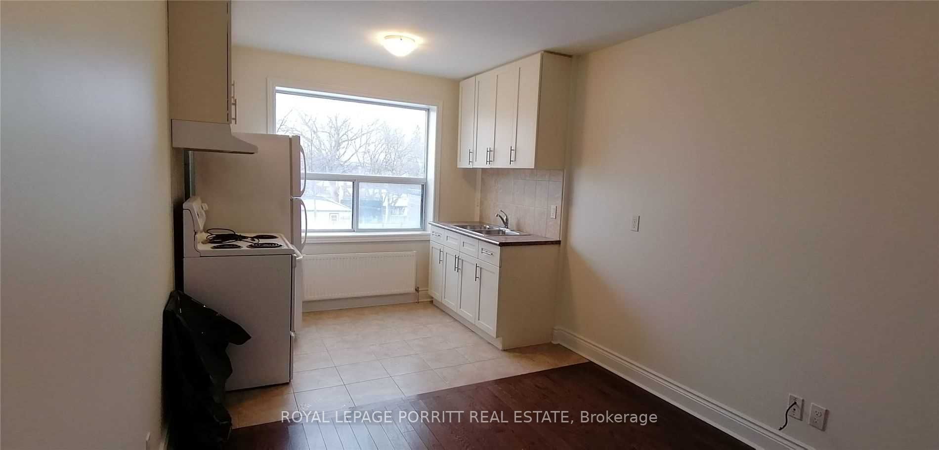 3511 Lake Shore Boulevard W #6