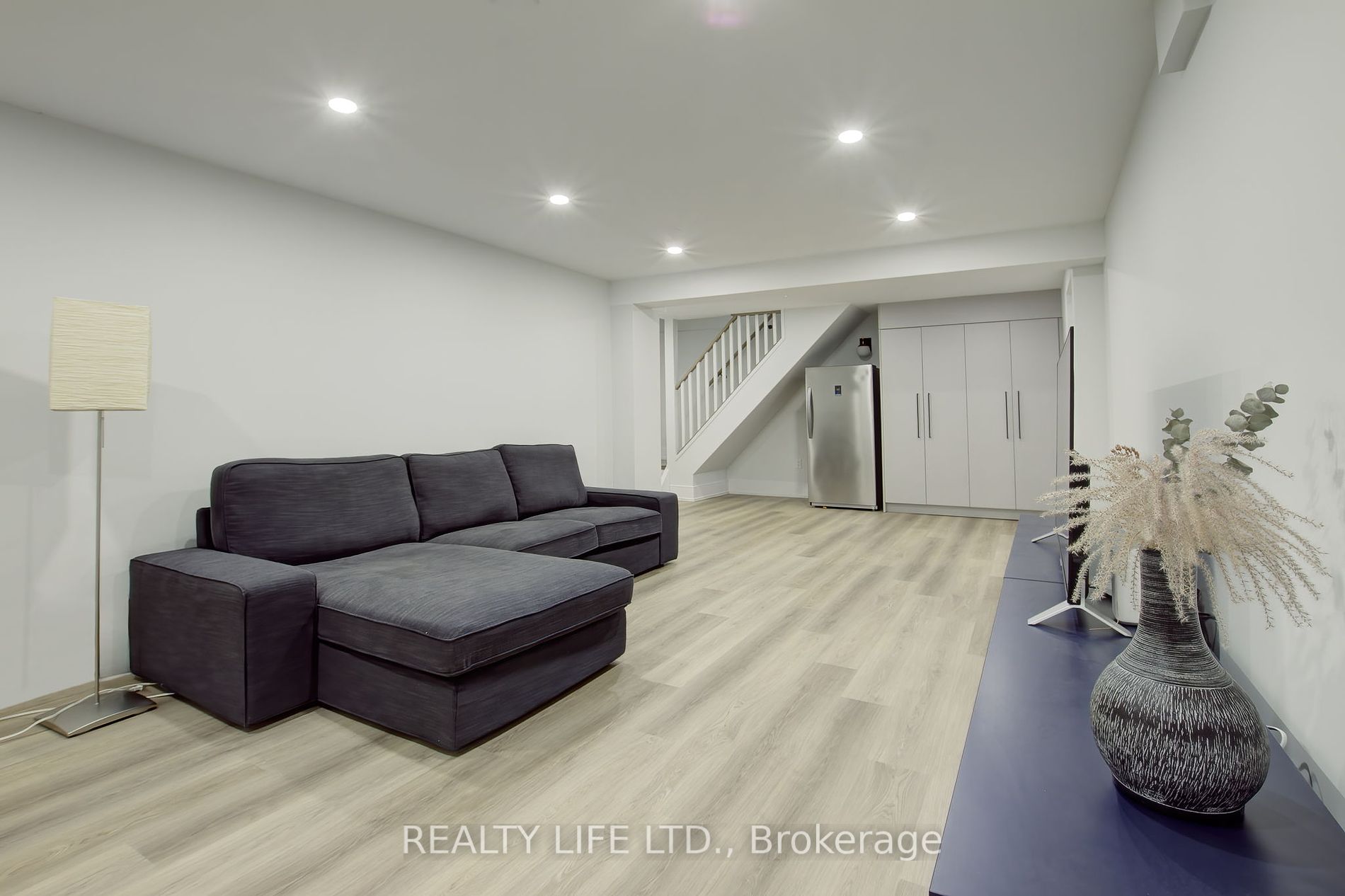 1755 Pickmere Court