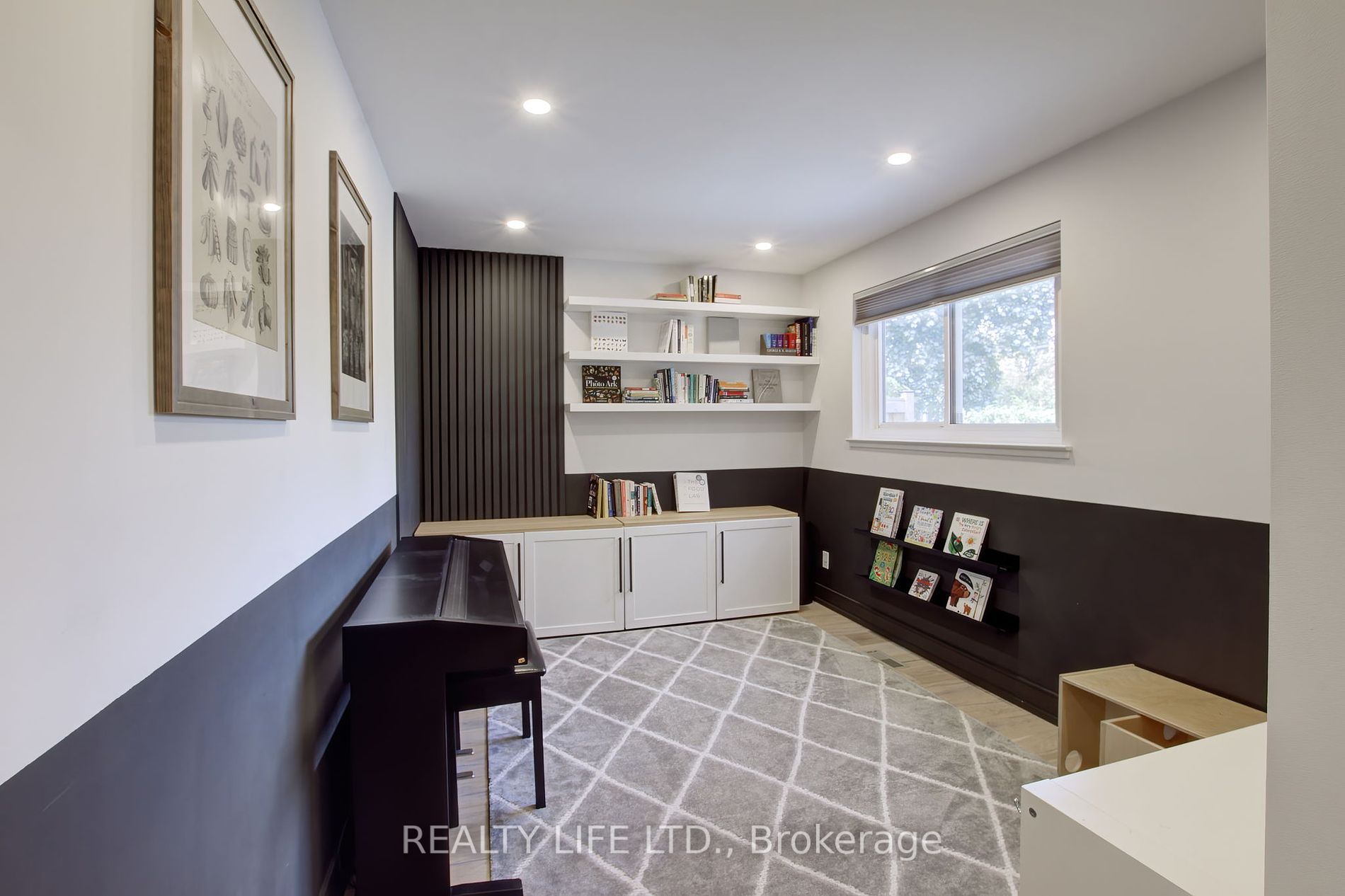 1755 Pickmere Court