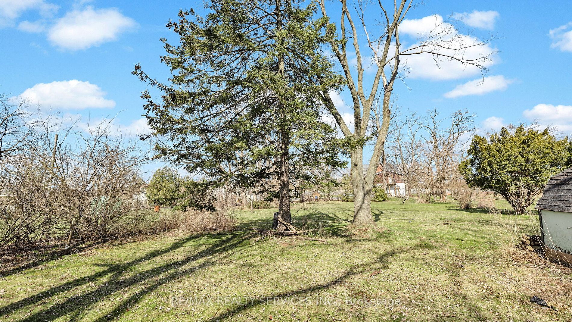 2287 Glenwood School Drive