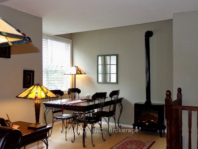 760 Lawrence Ave W, #90