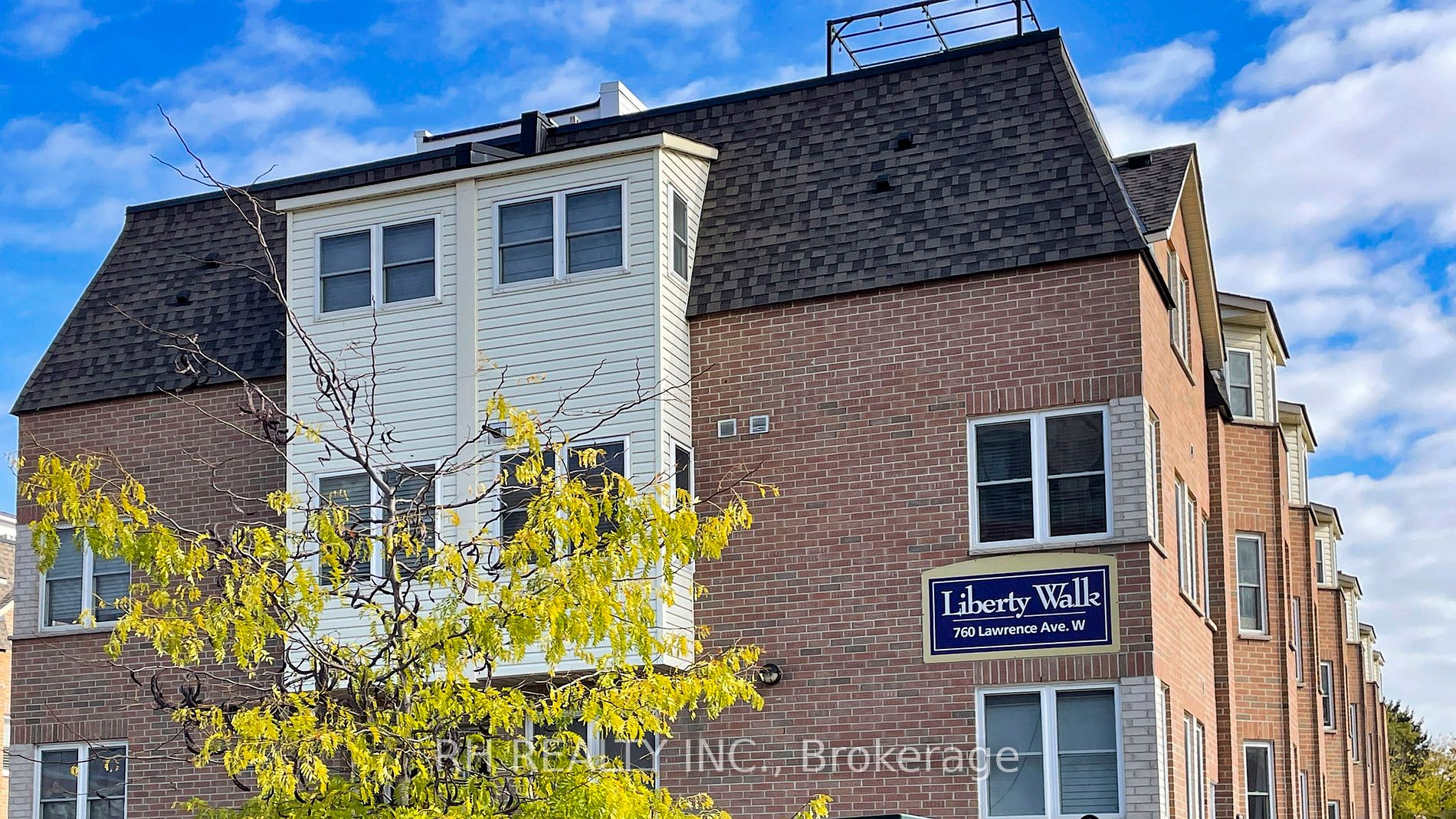 760 Lawrence Ave W, #90