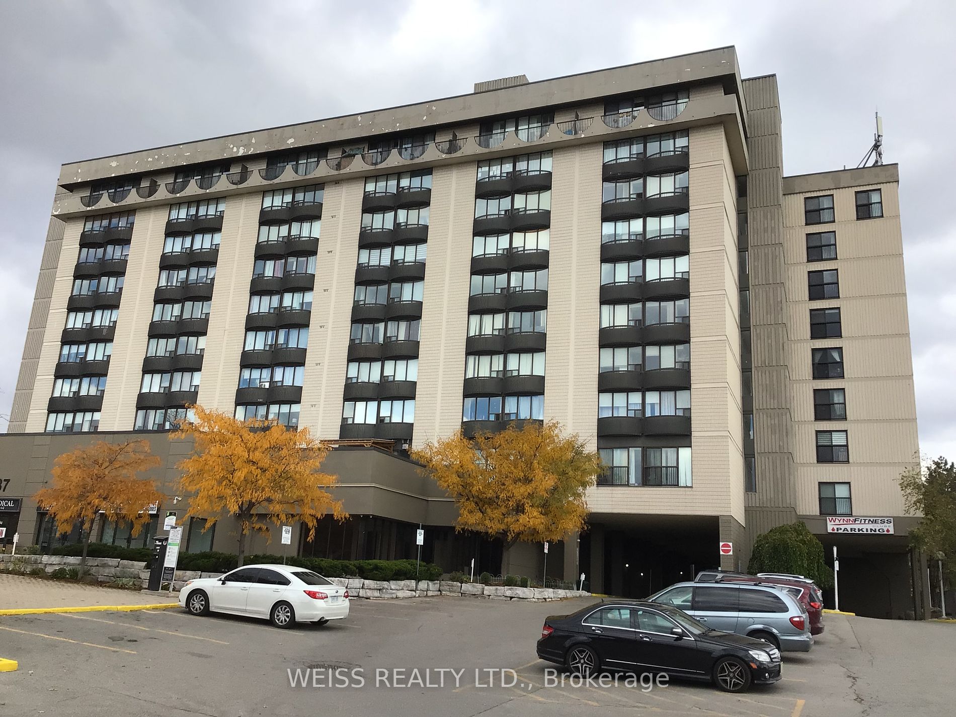 2737 Keele Street, #402