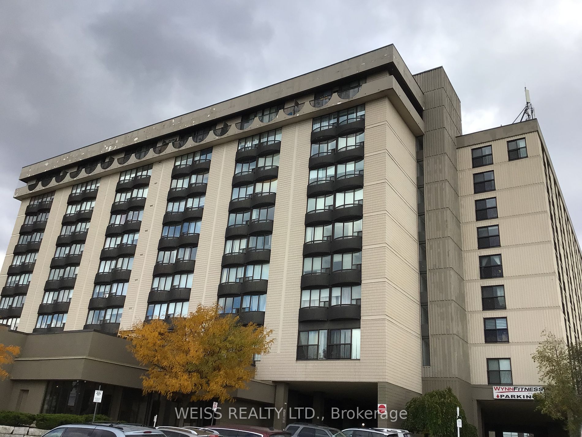 2737 Keele Street, #402
